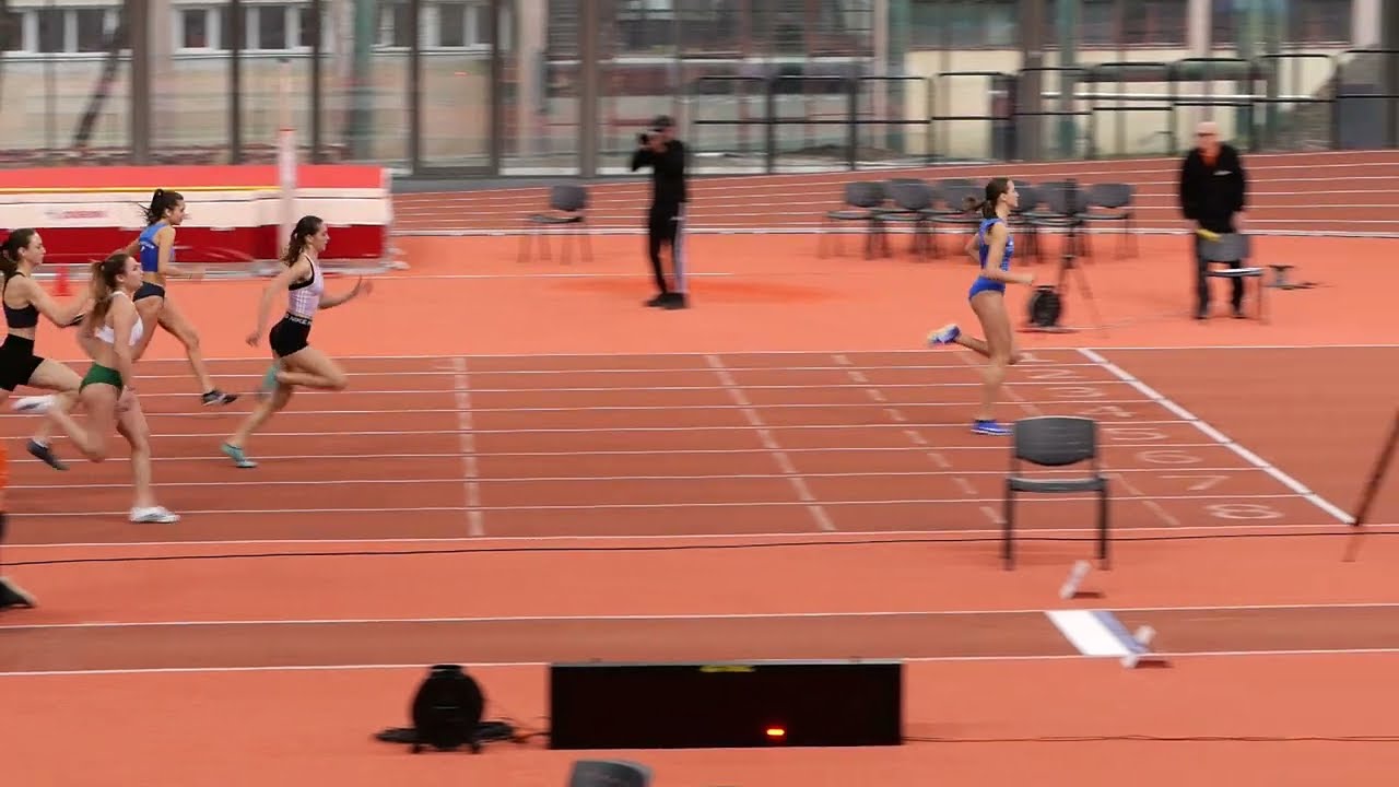 Rózsahegyi Bori nagyszerű 60 m-es versenyzése