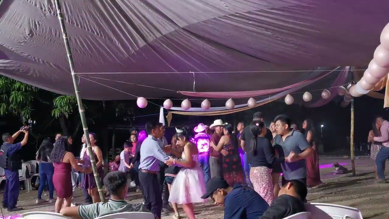 Achichipic Ixhuatlan  de Madero. XV años Mayra 5 de abril 2024