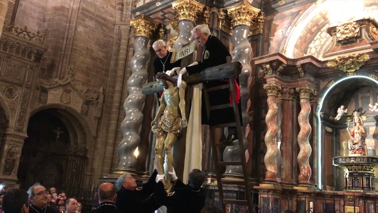 Sigüenza recupera la Ceremonia del Descendimiento 237 años después