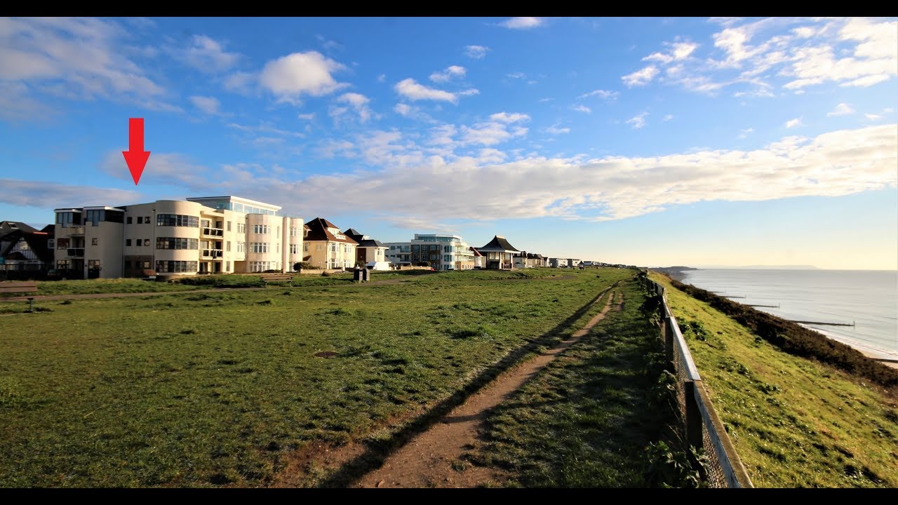 Stunning Sea View Apartment in Bournemouth