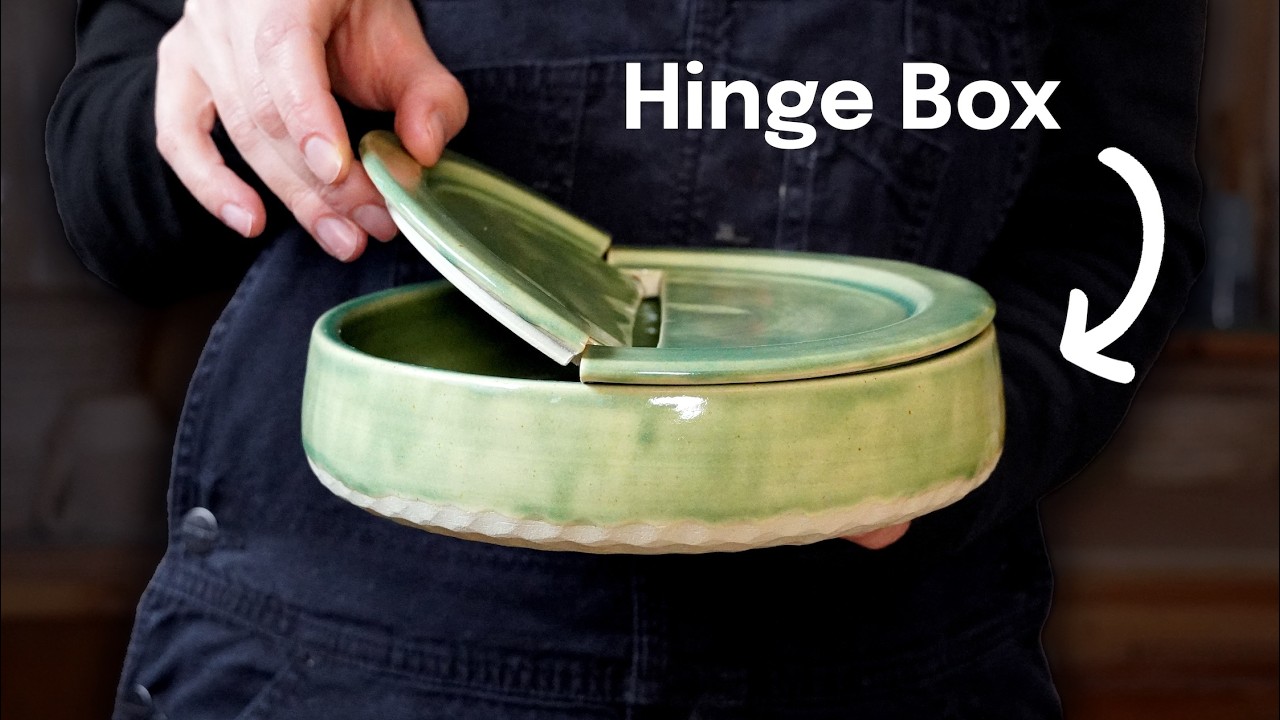 Making a hinged box out of clay 🫣