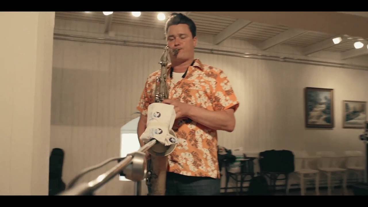 Hustle Fuzz - Honeypot (Studio Live)