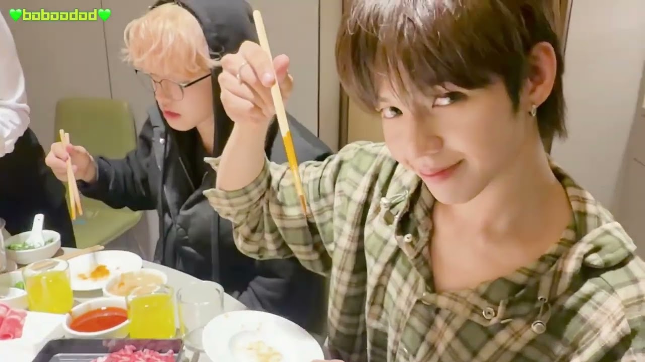 AHOF(아홉) Shuaibo Vlog during their FSE in China | AHOF Shuaibo Weverse Update 