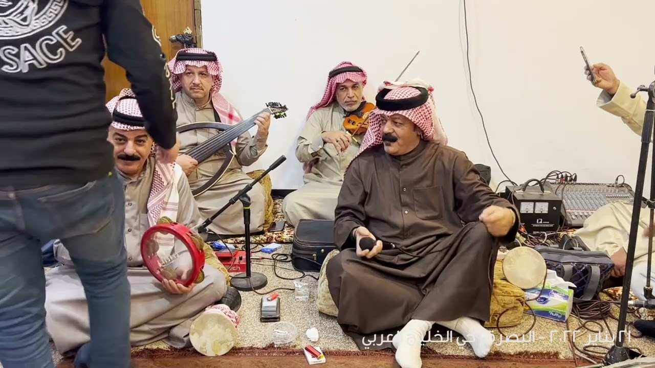 جلسة خشابة -  البصرة - ٢١ يناير ٢٠٢٢الفنان حامد العوين  فاصل خشابة