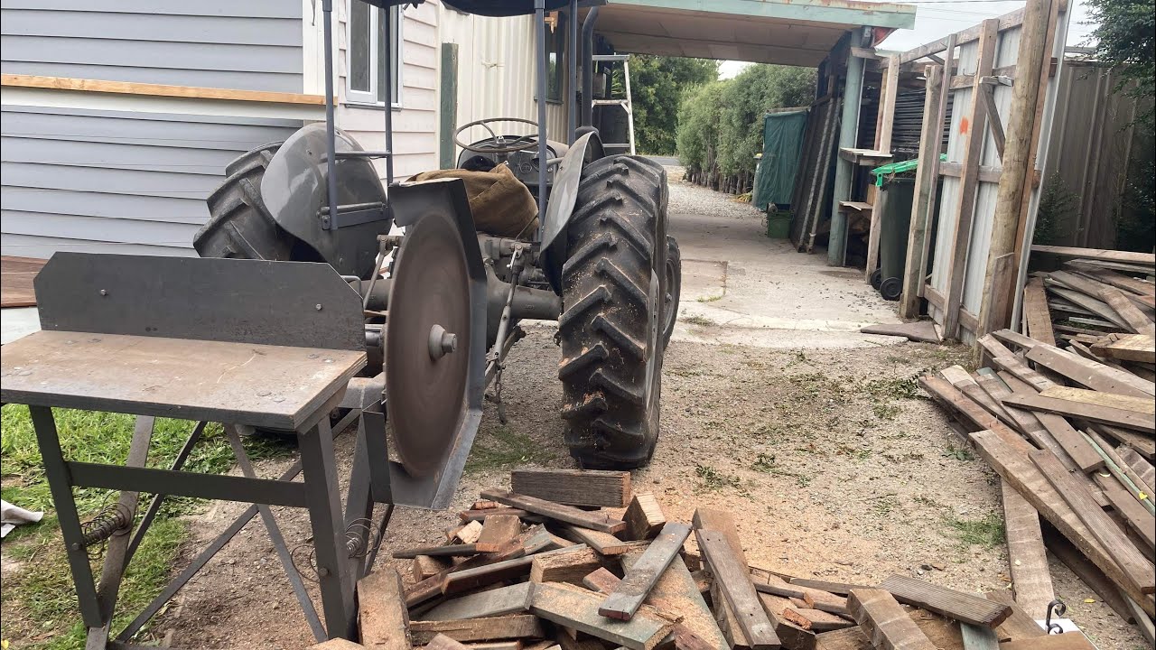 Cutting wood with a 70 year old saw bench