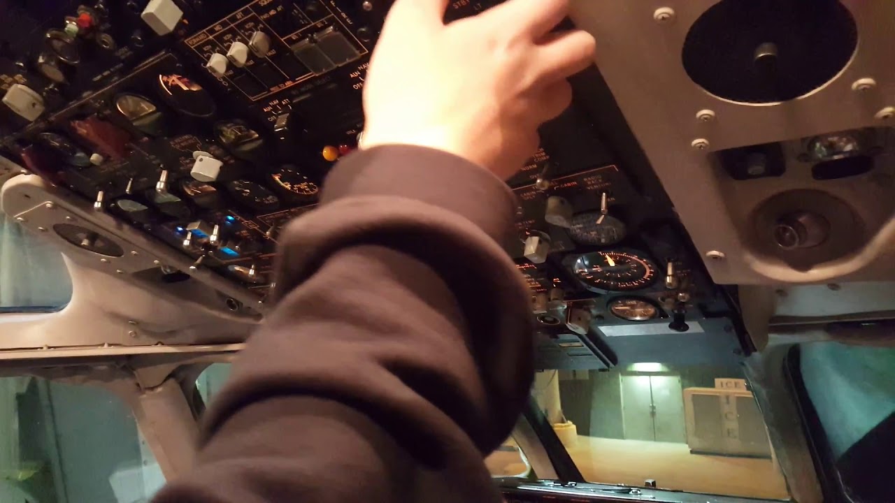 MD88 Cockpit