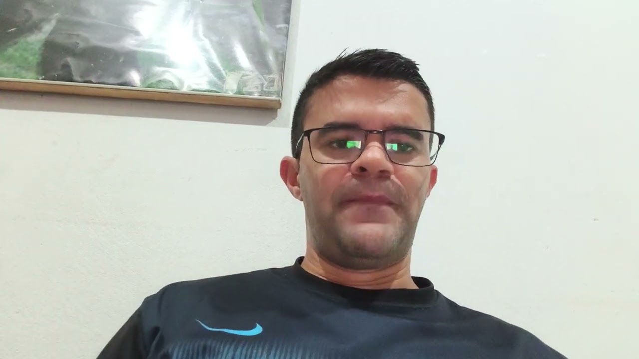 2João 1:6 ARC[6] E o amor é este: que andemos segundo os seus mandamentos. Este é o mandamento,...