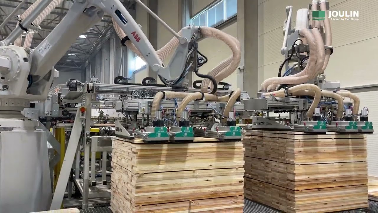 Wood handling: vacuum grippers integrated on robots