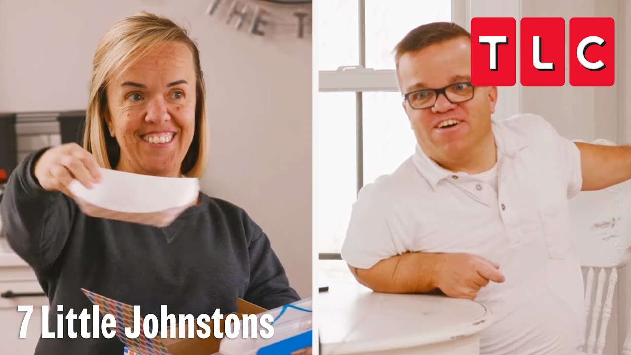 Trent's Nutritionist Makes Him Give a Stool Sample! | 7 Little Johnstons | TLC