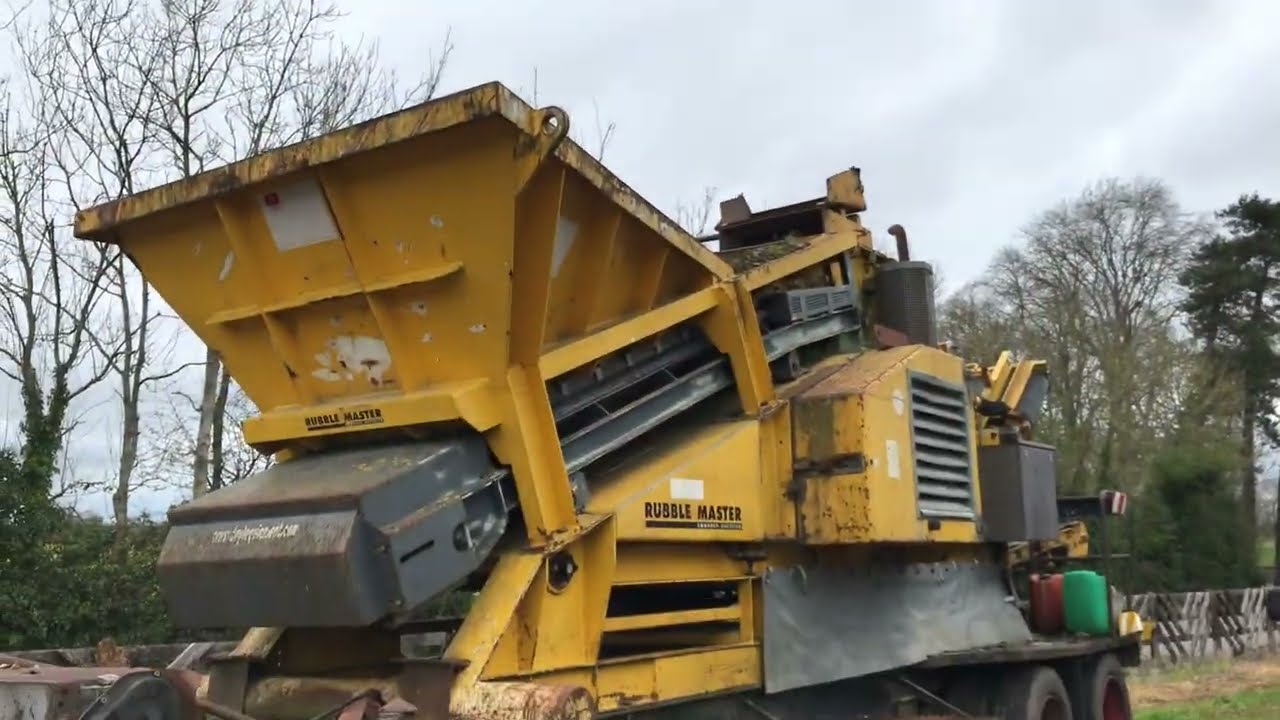 Rubble Master RM60 [ rubble crusher ]