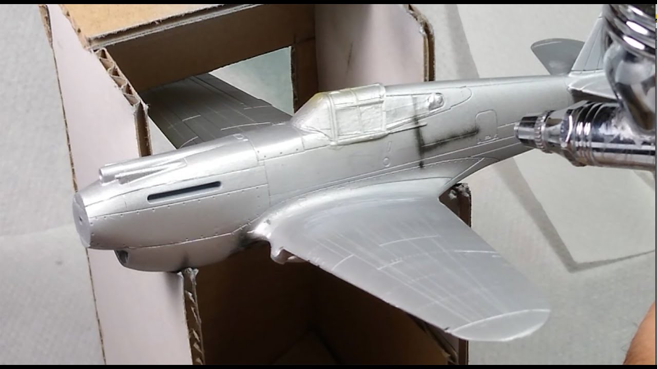 Aircraft model kits. How to made a simple painting stand.