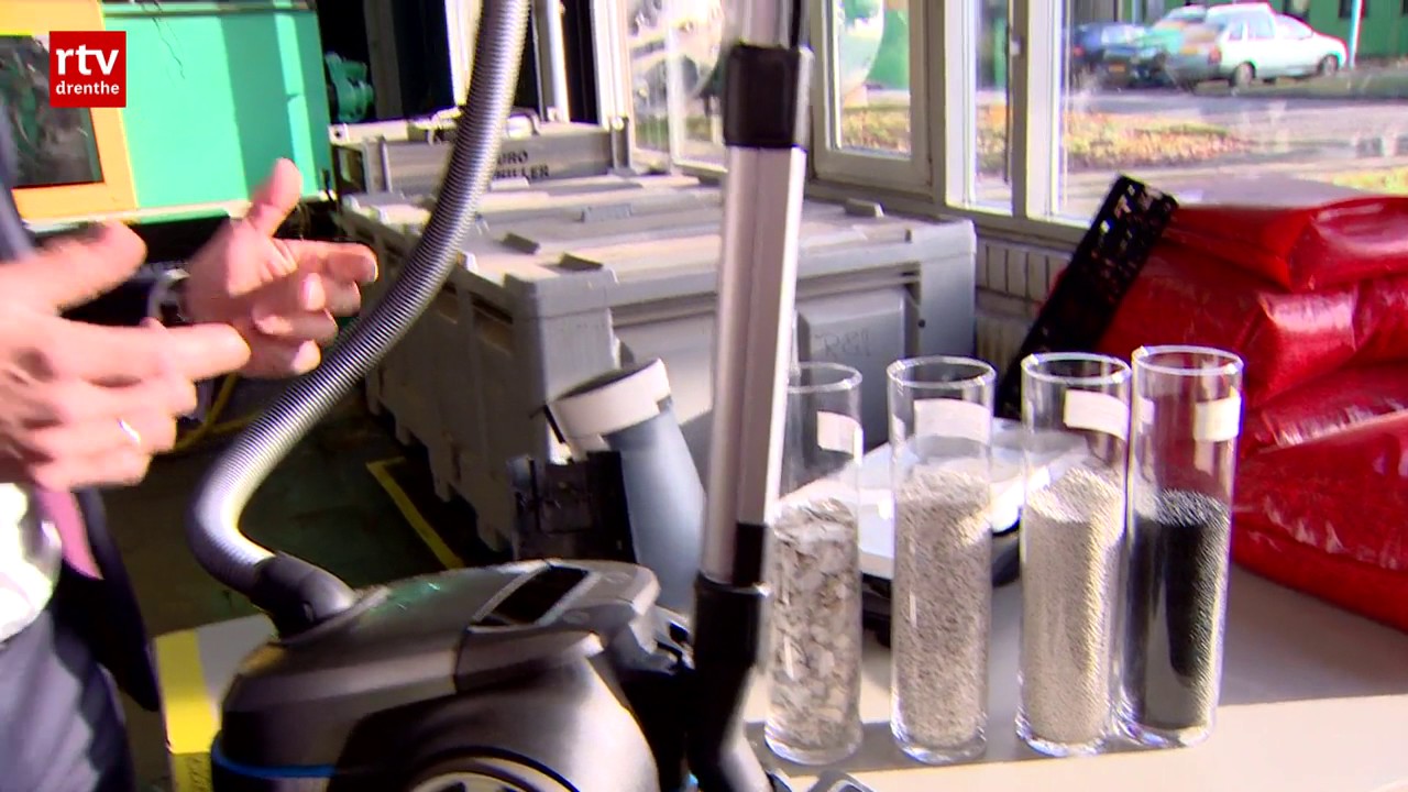 Nieuw fabriek Emmen waar apparaten worden verpulverd tot plastic korrels