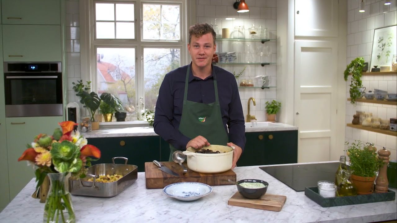 Kökets middag: Fiskgryta med musslor, krutonger och vitlöksmajonnäs - Köket