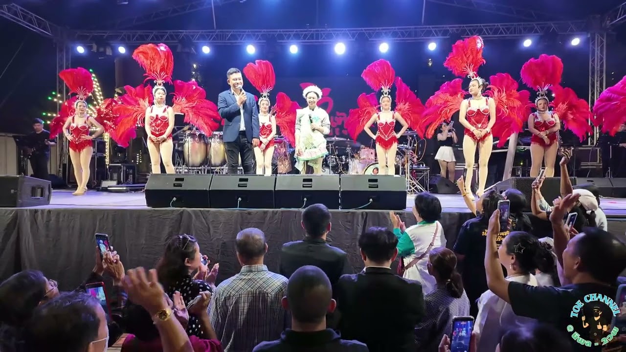 น้องต้นข้าวร้องเพลงอย่าปล่อยมือ@งานนมัสการปิดทองหลวงพ่อนิล วัดปรีดาราม อ .สามพราน จ นครปฐม 15 ม.ค.69