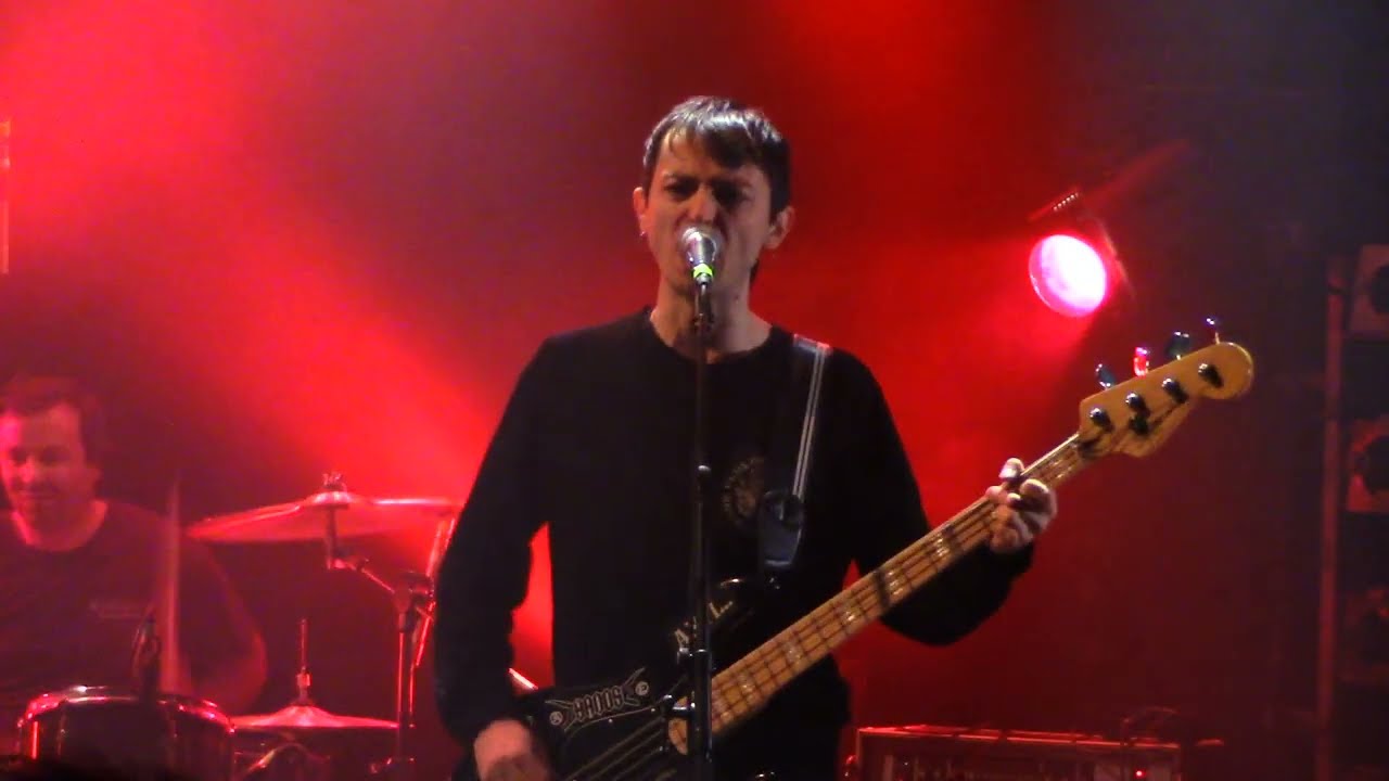 Barren? - Boys Will Be Boys/Millions Like Us (09.12.2022 Paris, Underground Disease Safe Party) [HD]