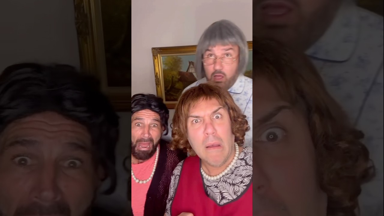 Итальянцы реагируют на БЕЗУМНЫЕ СПАГЕТТИ с сушиманго