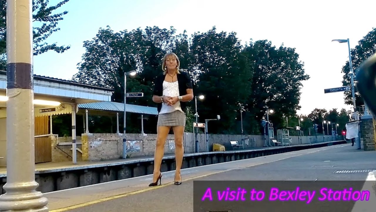 Meeting the train at Bexley