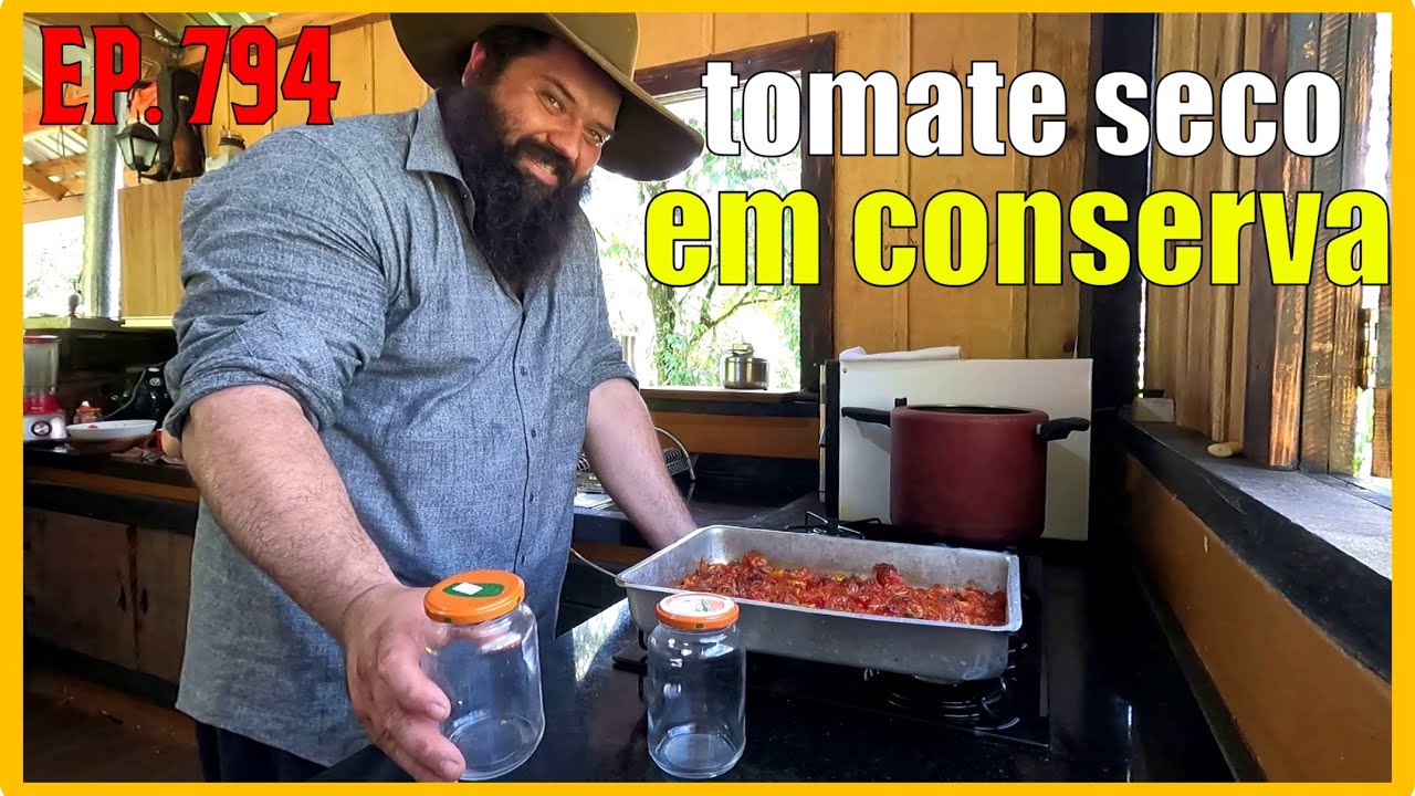 fazendo conserva de tomate seco