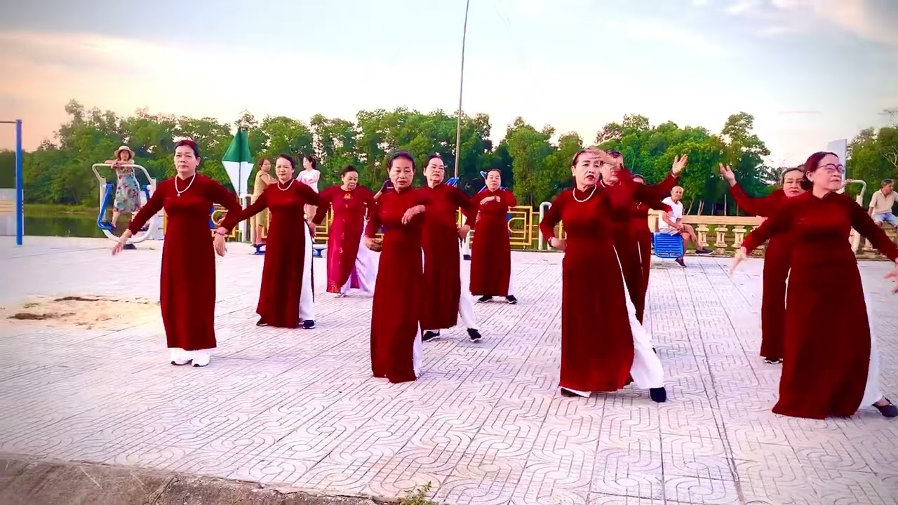 Hồ Khuynh Diệp- về hội làng đi em