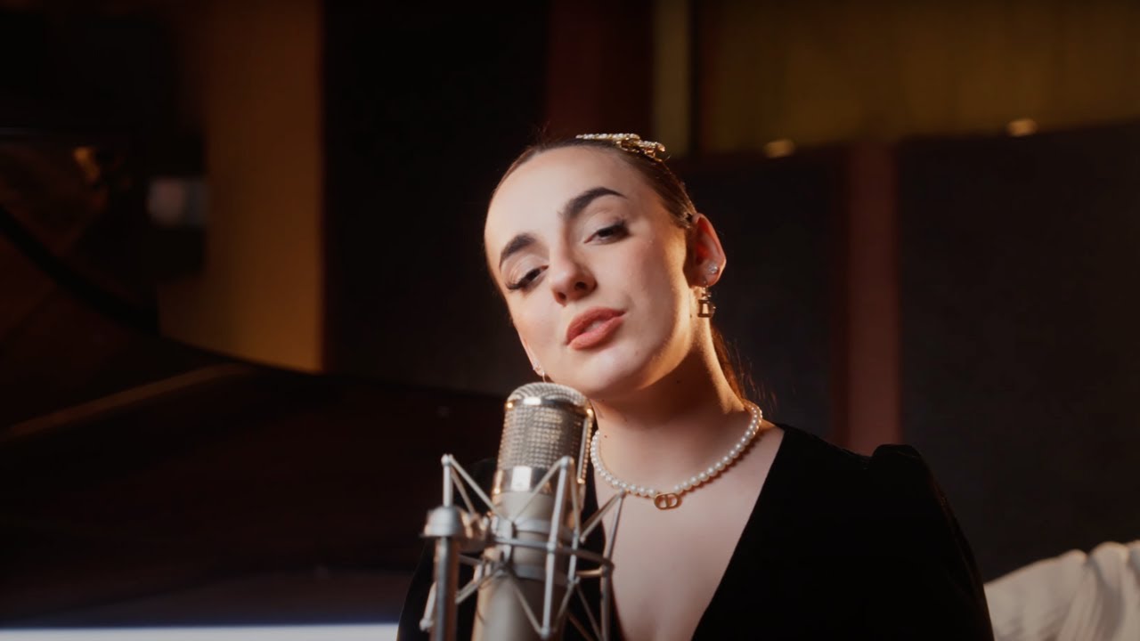 Esm&eacute;e - Monstre (Live session)