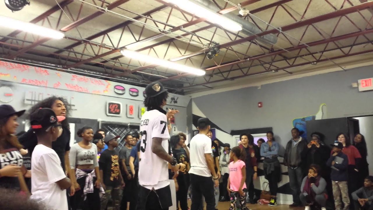 Les Twins Larry Teaches @ I AM Phresh