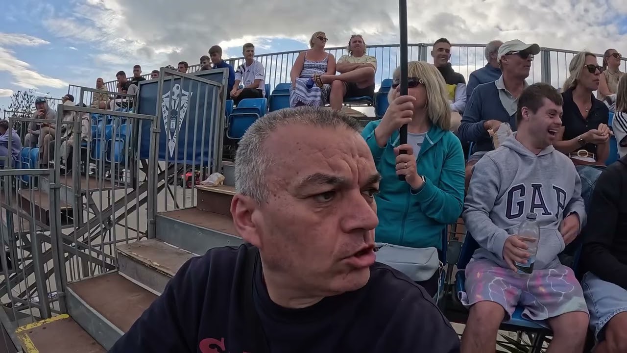 REMONTADA del MARBELLA FC frente al INTERCITY con GOLAZO de CALLEJÓN 2-1 ➡️ 1RFEF