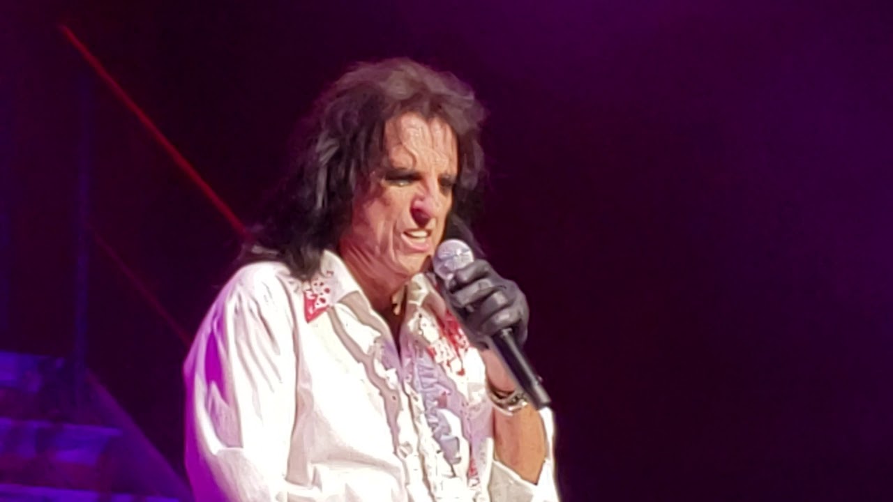 Alice Cooper Live - 