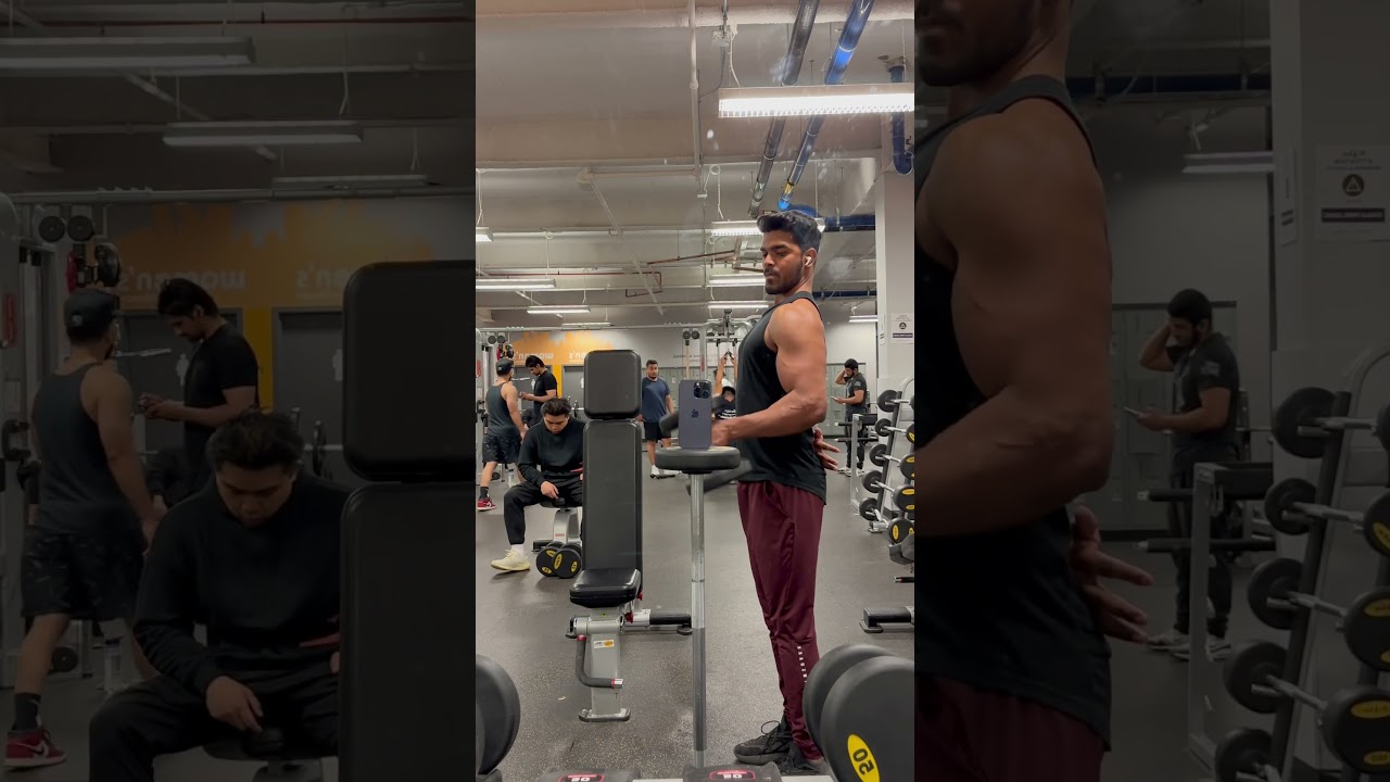 Hammer Curl Workout: Build Wide Biceps and Increase Arm Width 