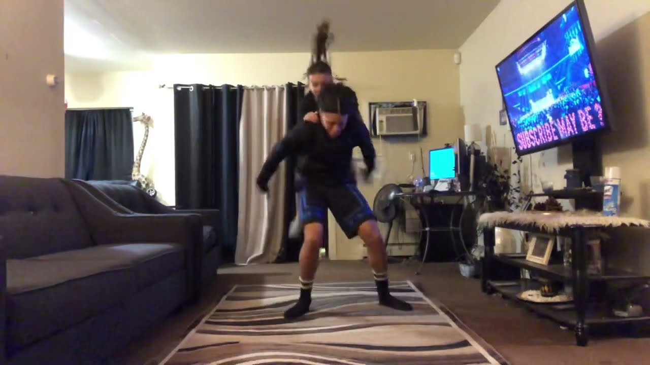 Sasha Banks vs Paige: Monday Night Raw (Beastimemania Season!)