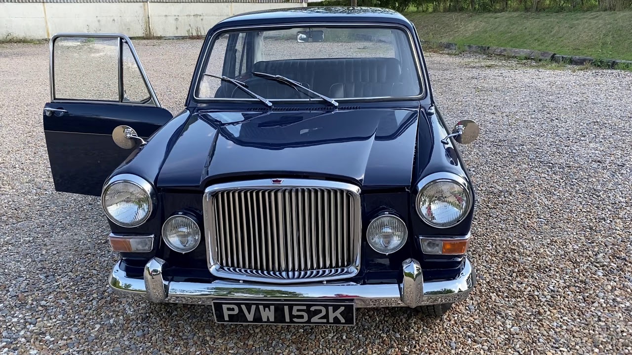 Princess 1300 Vanden Plas Auto - Bradley James Classics