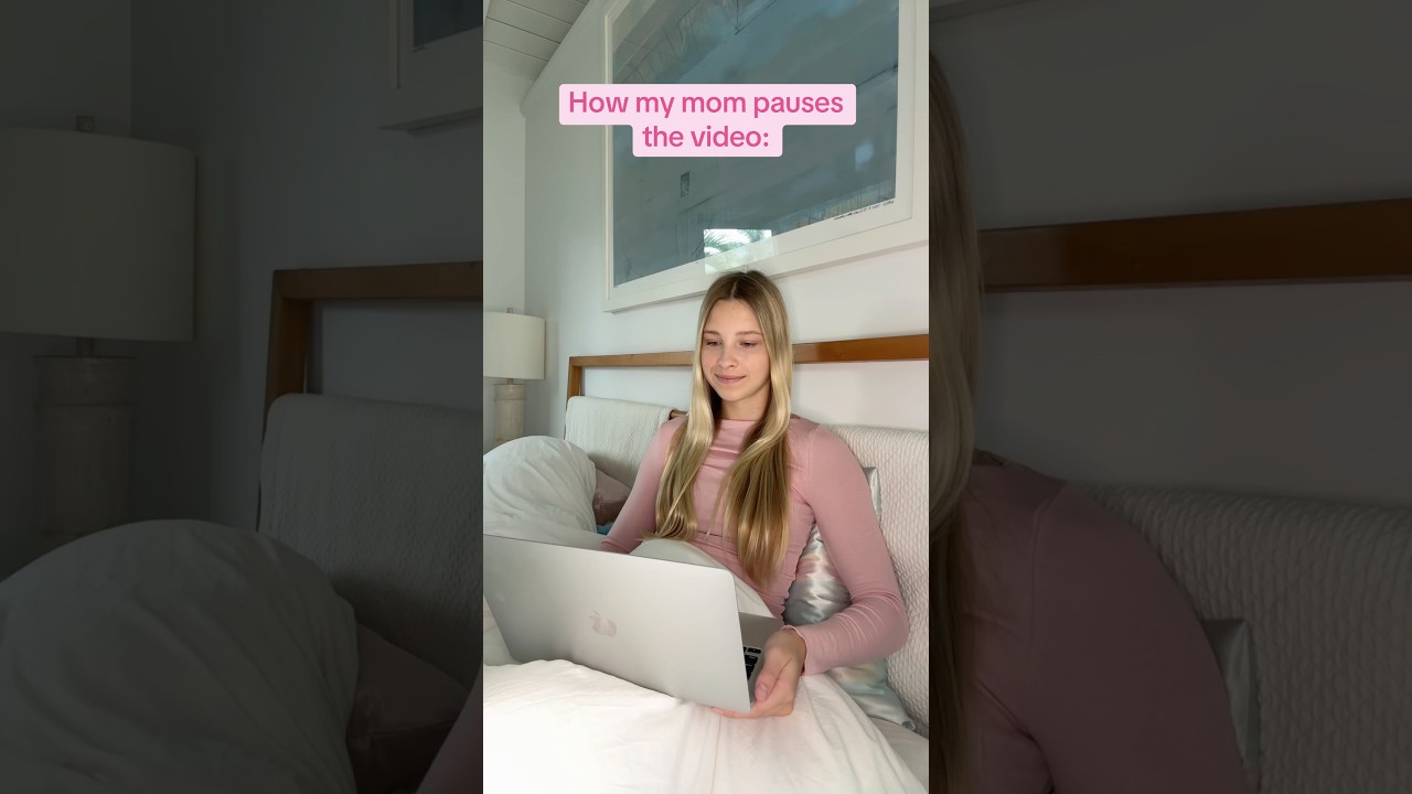 Как по-разному люди ставят видео на паузу 😂💻 #shorts #shortsfeed #tiktok #adiaava #trending #rela...