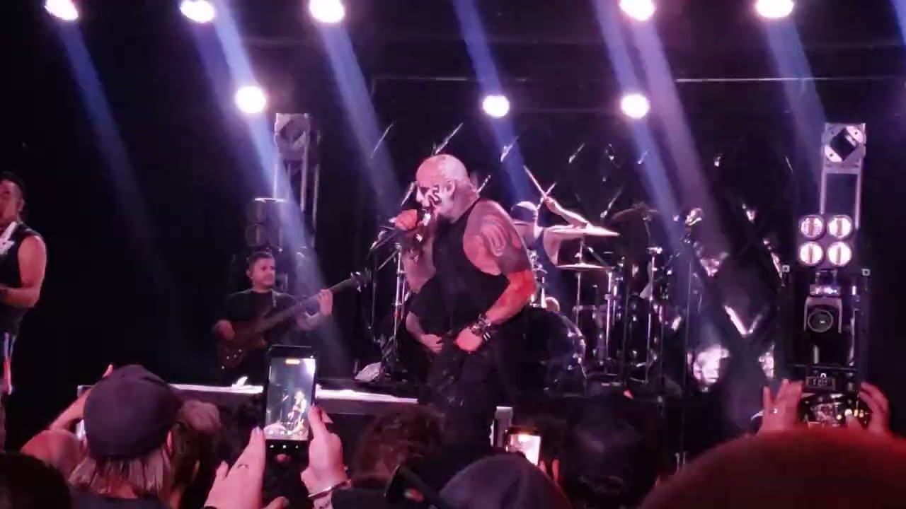 Chad Gray 30 years of MaDnEsSs Las Vegas -HELLYEAH, SAY WHEN 
