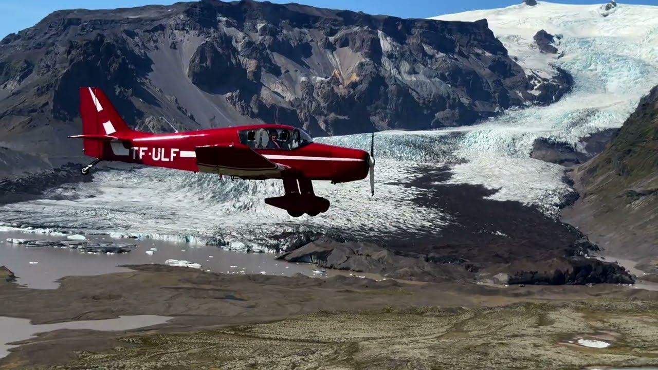 Flug yfir Jökulsárlón - Iceland