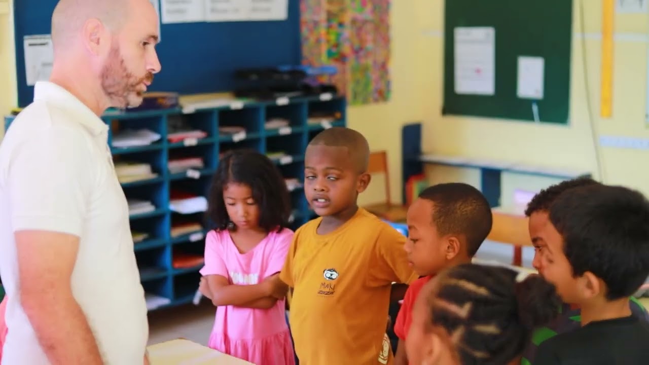 LIFT spot lyc&eacute;e International Fran&ccedil;ais de Tul&eacute;ar - Madagascar -