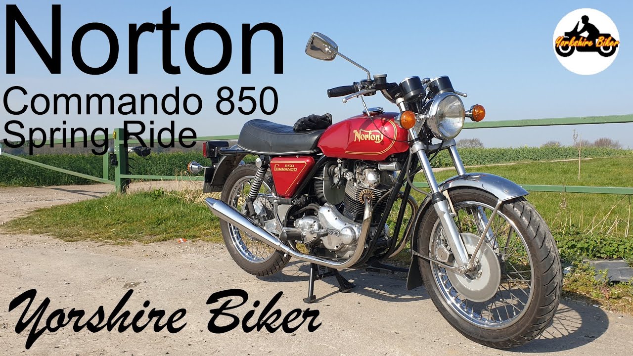 NORTON COMMANDO  Classic British Motorcycle