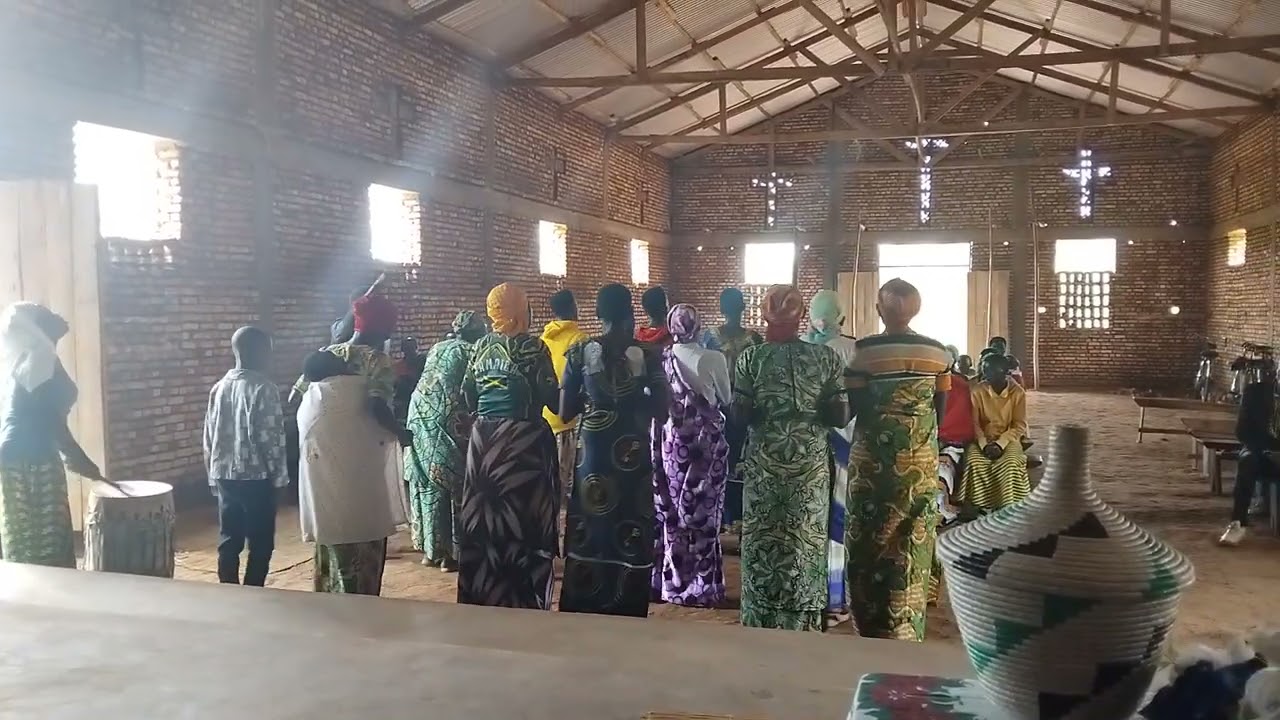 MWIGUMIRE MURUKUNDO RW'IMANA KUKO NIYO VYOSE MURI VYOS❤️💗💗💗