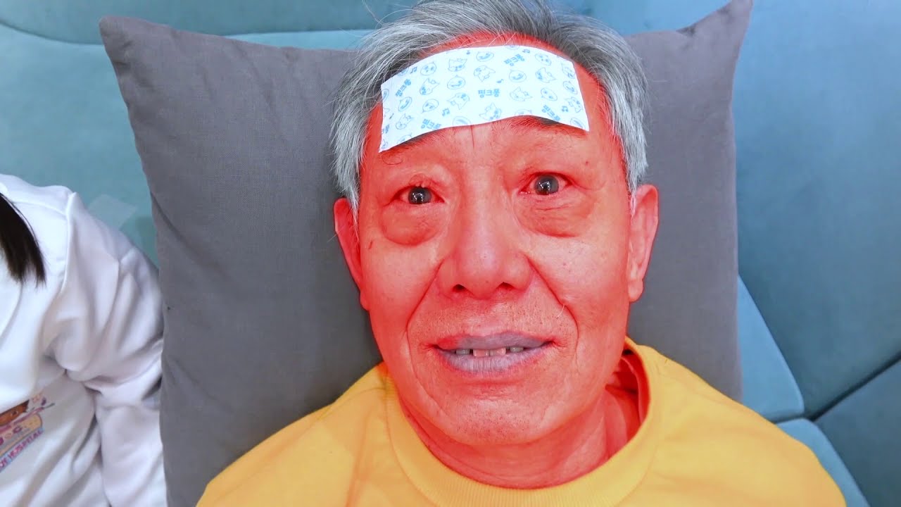 유니가 아픈 할아버지를 돌봐드렸어요!
