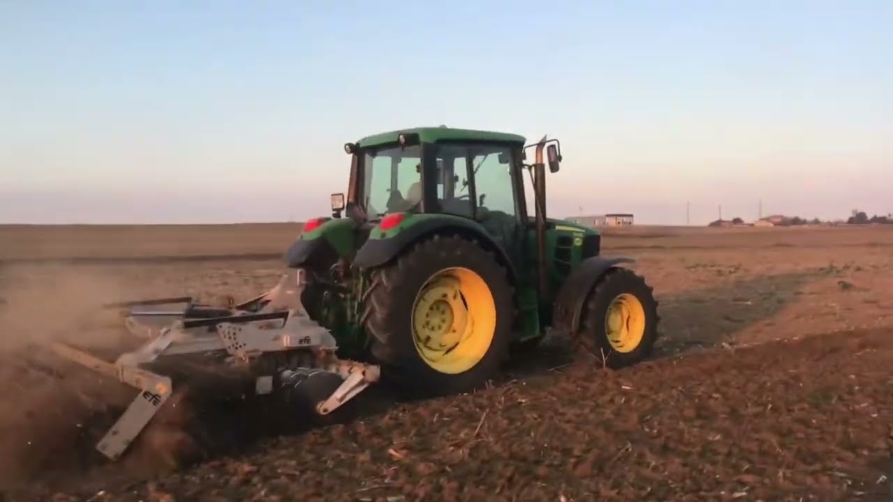Johndeere 6430 & 28’li efe diskaro ile buğday ekim hazırlığı.