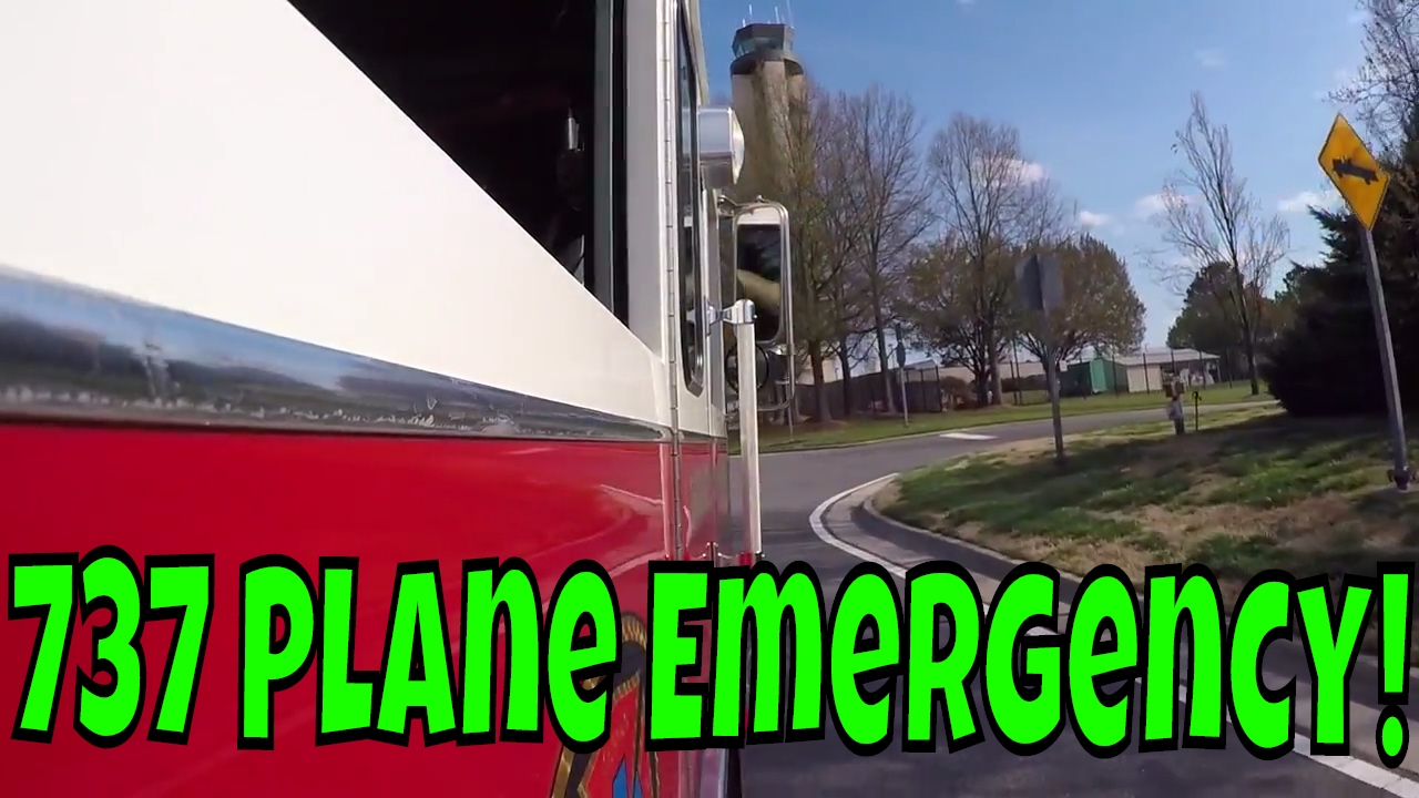 Airplane Emergency! Engine Responding to Raleigh Durham Airport GoPro HD