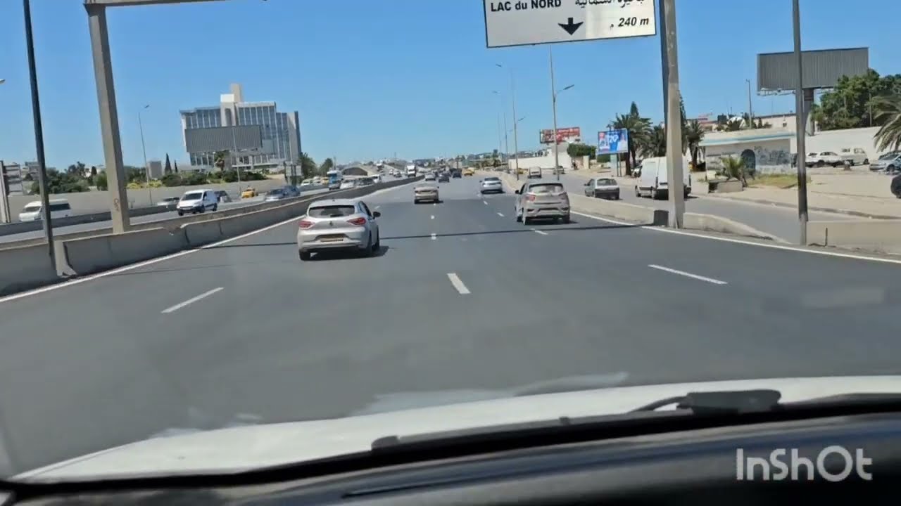 NiCe DrIvE cAr In ThE fUlL oF tHe SuNsHiNe Day GeTtInG fRoM sUd&NoRd of CaPiTaL oF tUnIsIa 👌