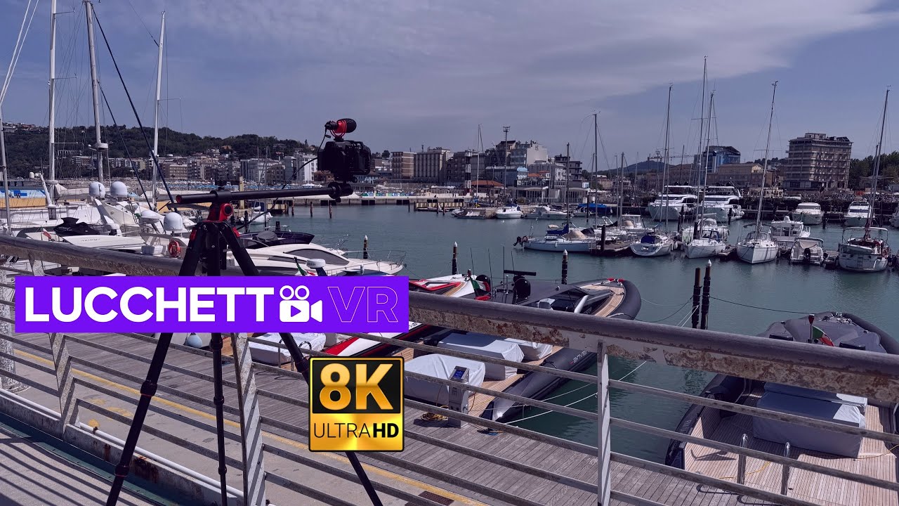 [8K VR180] Boats in marina
