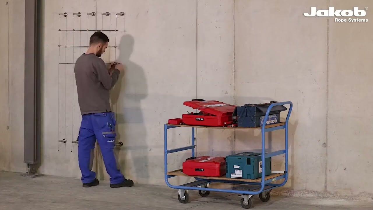 Jakob Green Wall Rope & Rod installation