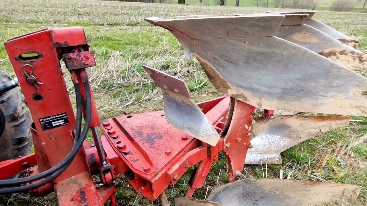 David Brown 1390 & Gregoire Besson 3 Furrow Reversible Plough