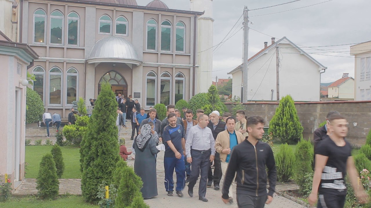 Xhemati i fshatit Hotël pas faljes së Fitër Bajramit 2018 (HD)