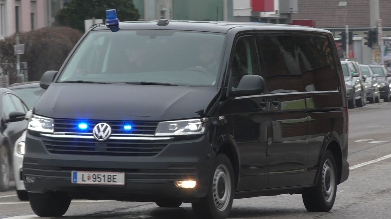 Ziviler VW T6 Einsatzkommando Cobra Polizei Linz