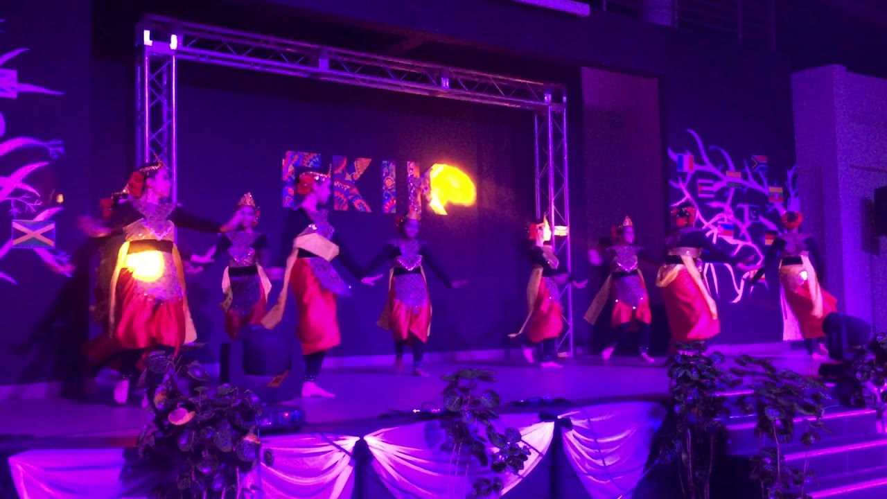 FKIK 2018 Kolej Bunga Raya UNIMAS (Hatinya Tak Tahan)