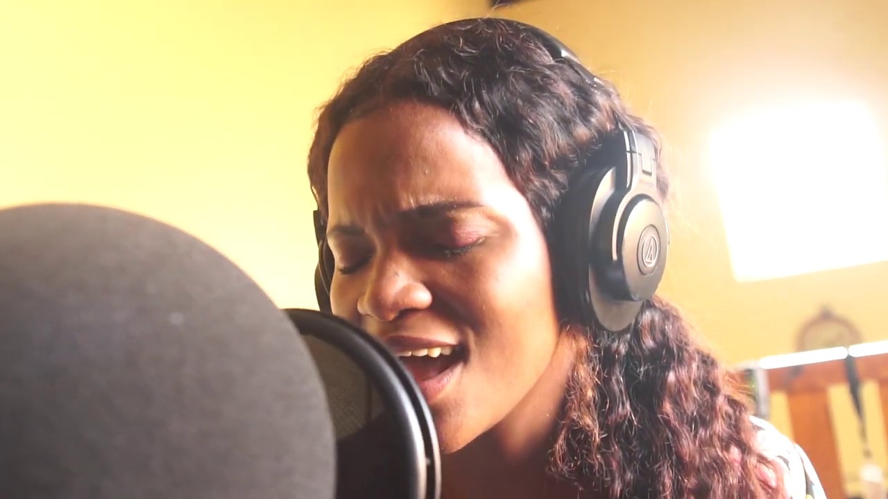 Ami Faku - Ubuhle Bakho (Recording Session)