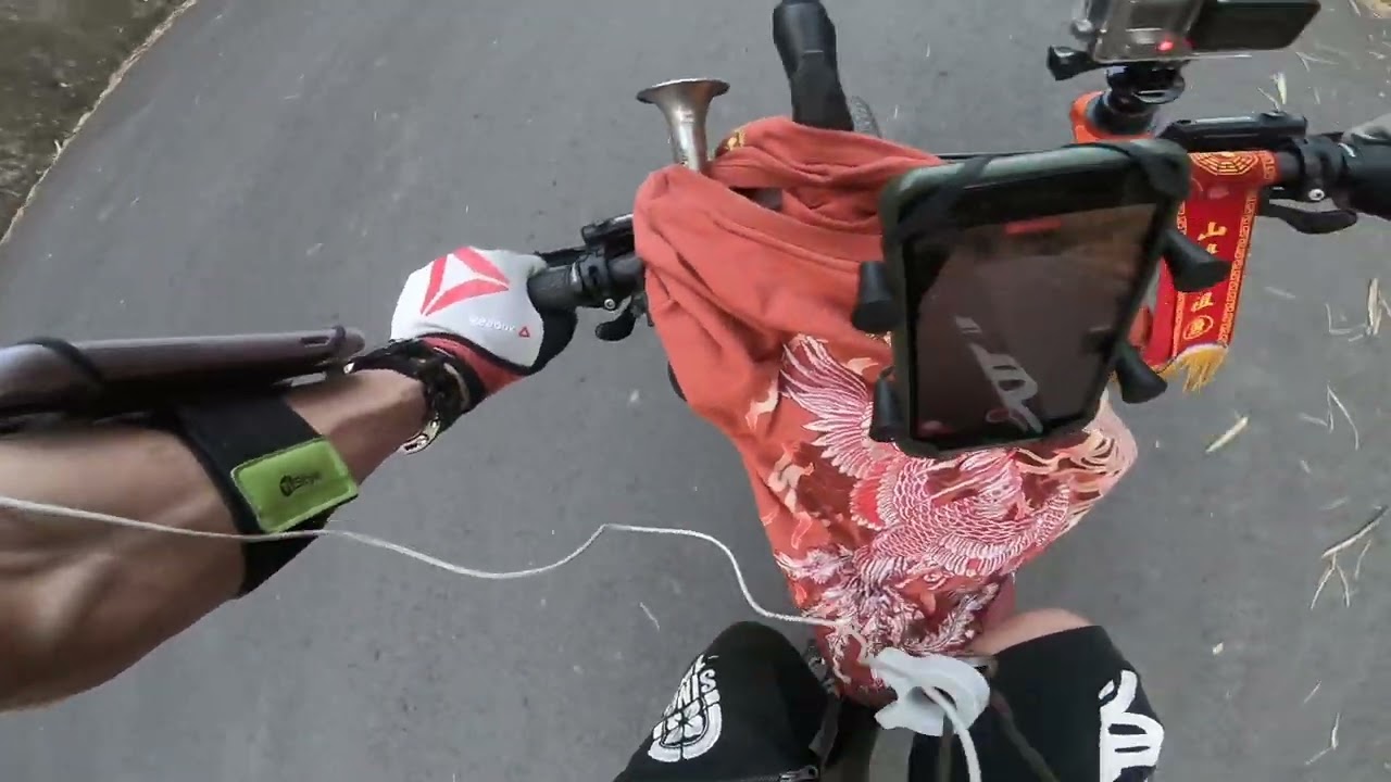 撲肉陸乙｜登山腳踏