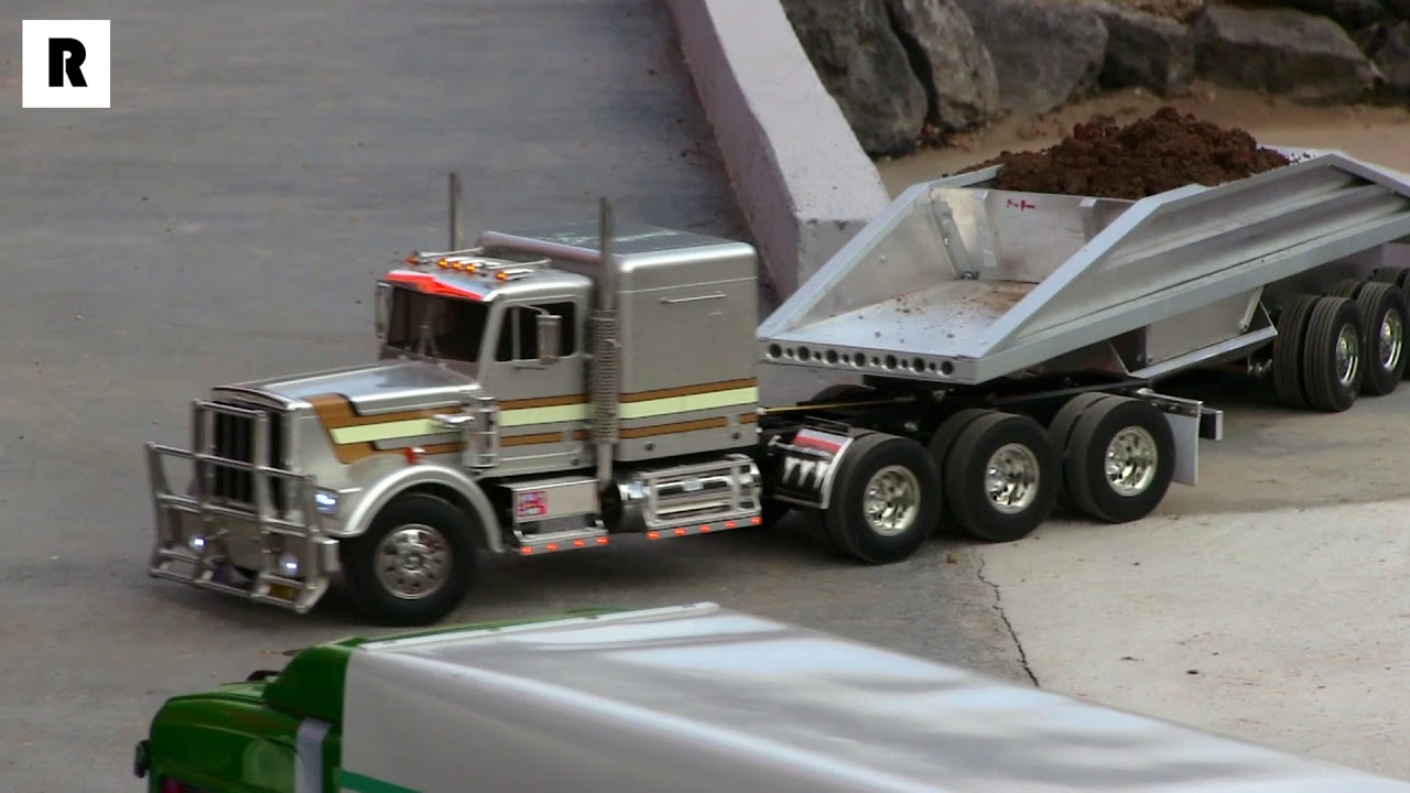 CUSTOM BUILT RC TRUCK TAMIYA KING HAULER TIPPER - ROADWORKER ACTION