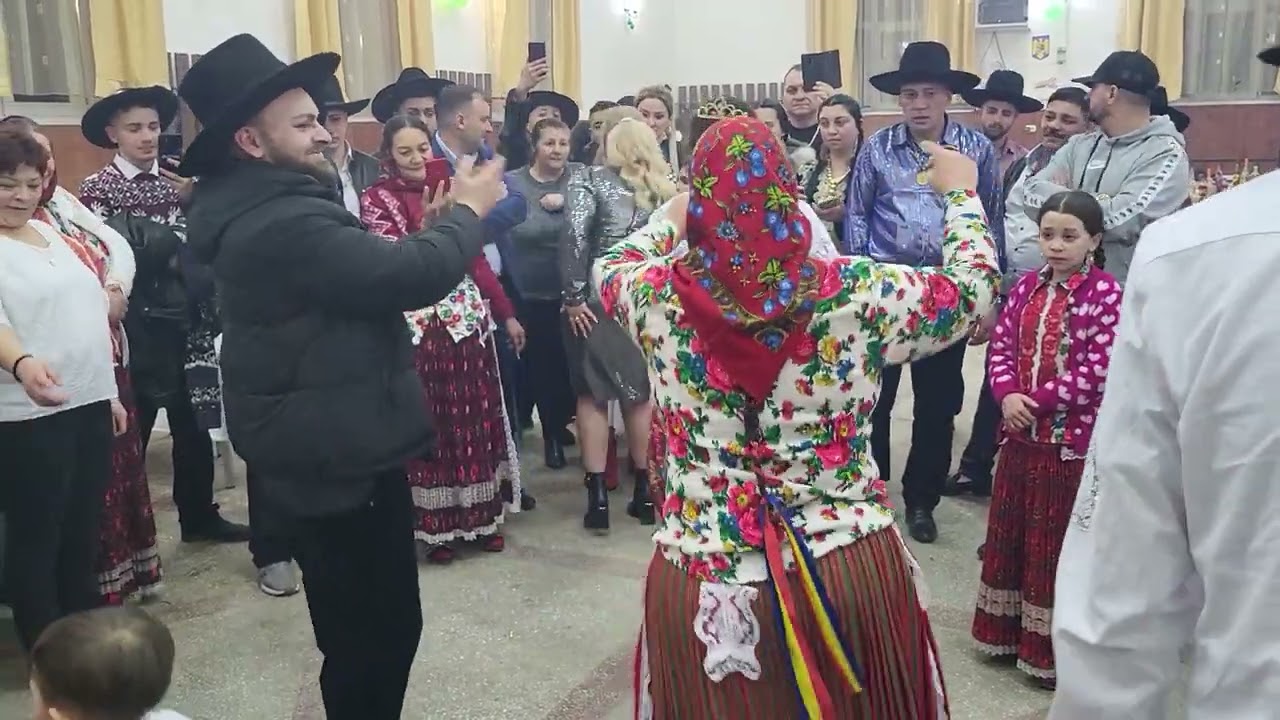 Sandu ciorba 2023 la  Brateiu  Dansul miresei